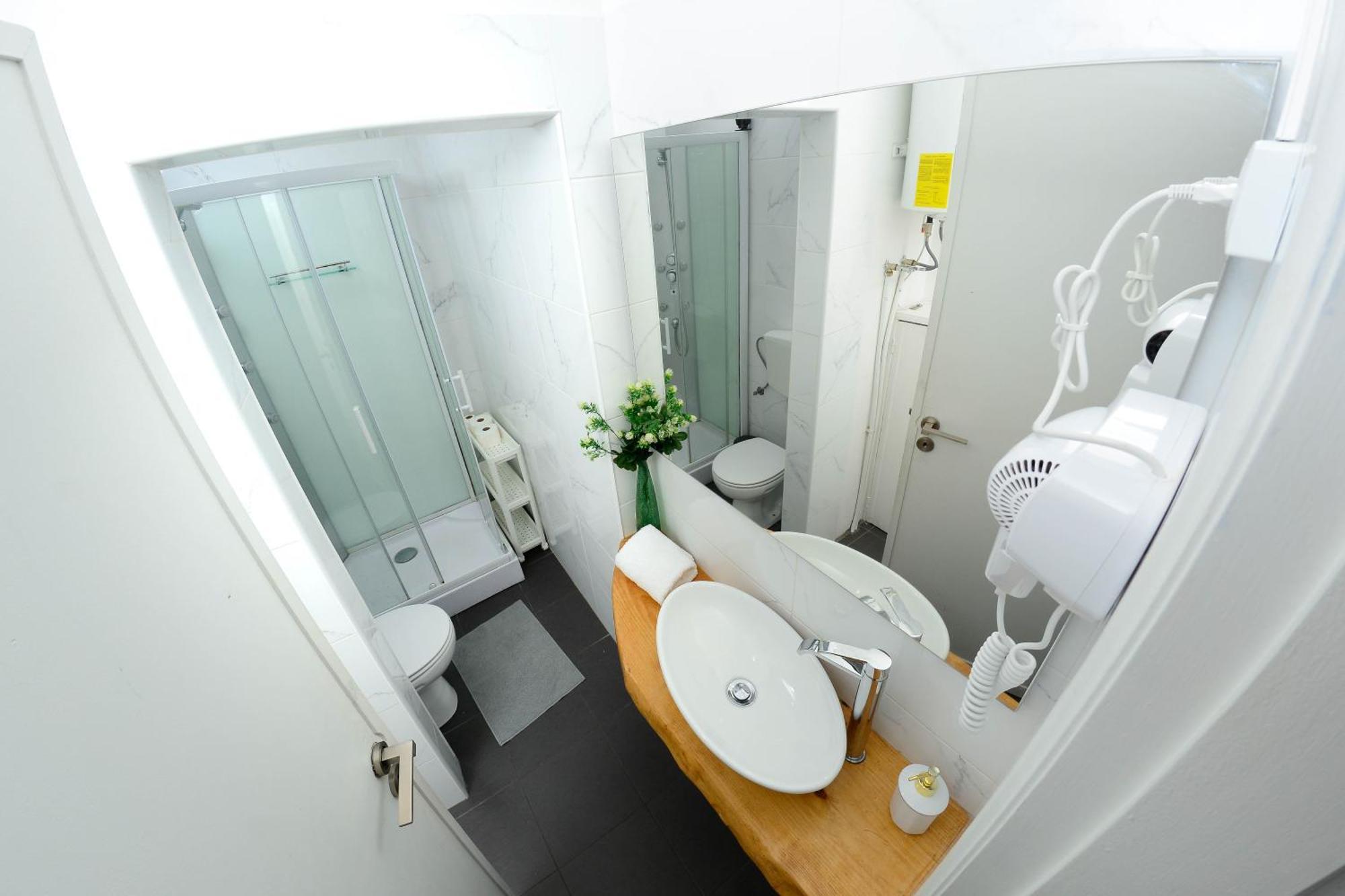 Travel & Live Santa Catarina Apartment ปอร์โต ห้อง รูปภาพ